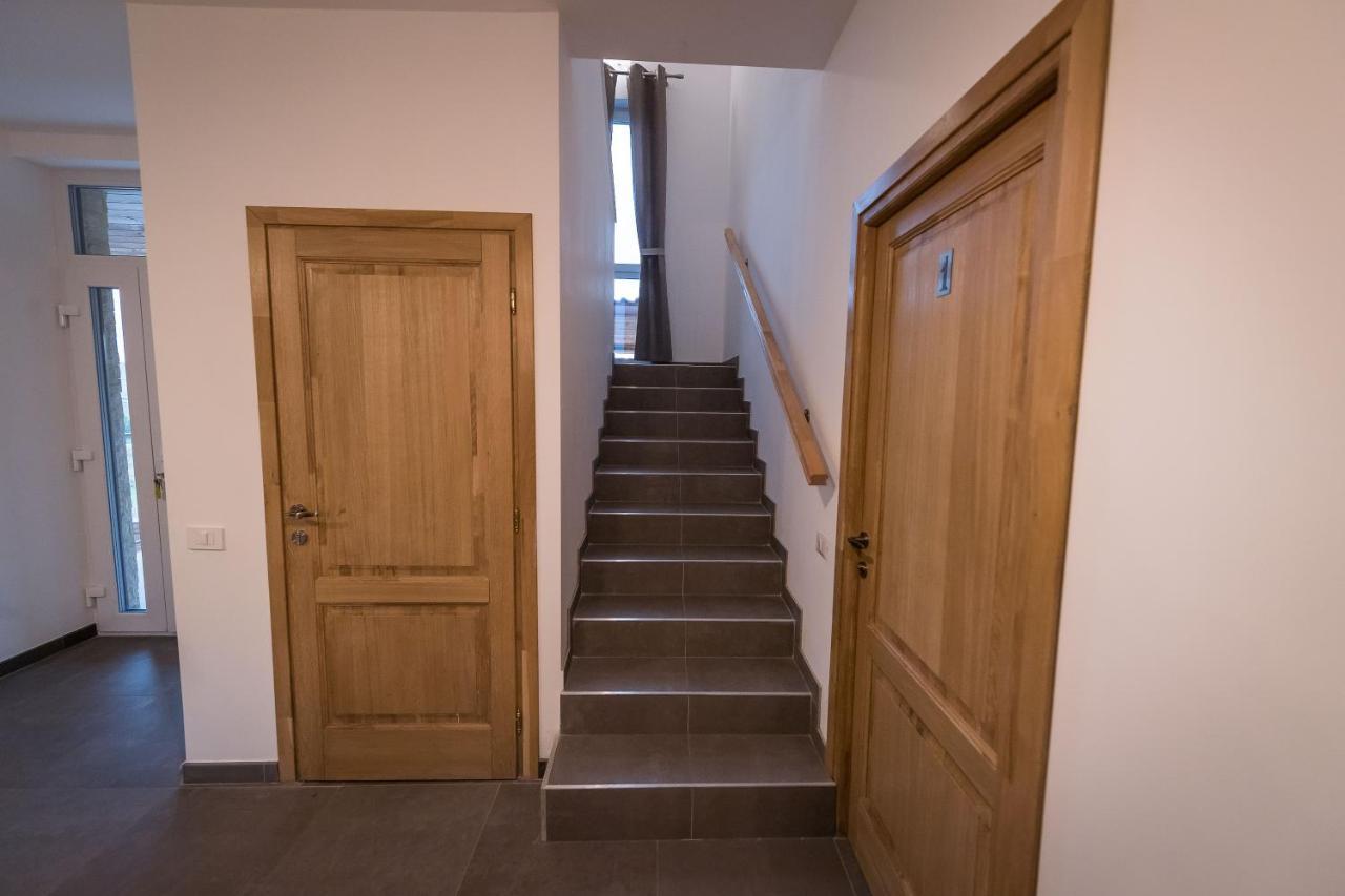 Pensiunea Giulia Home Dezmir Exterior photo