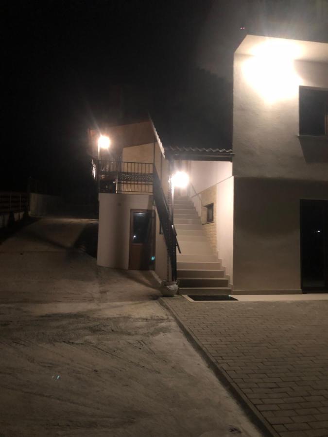 Pensiunea Giulia Home Dezmir Exterior photo