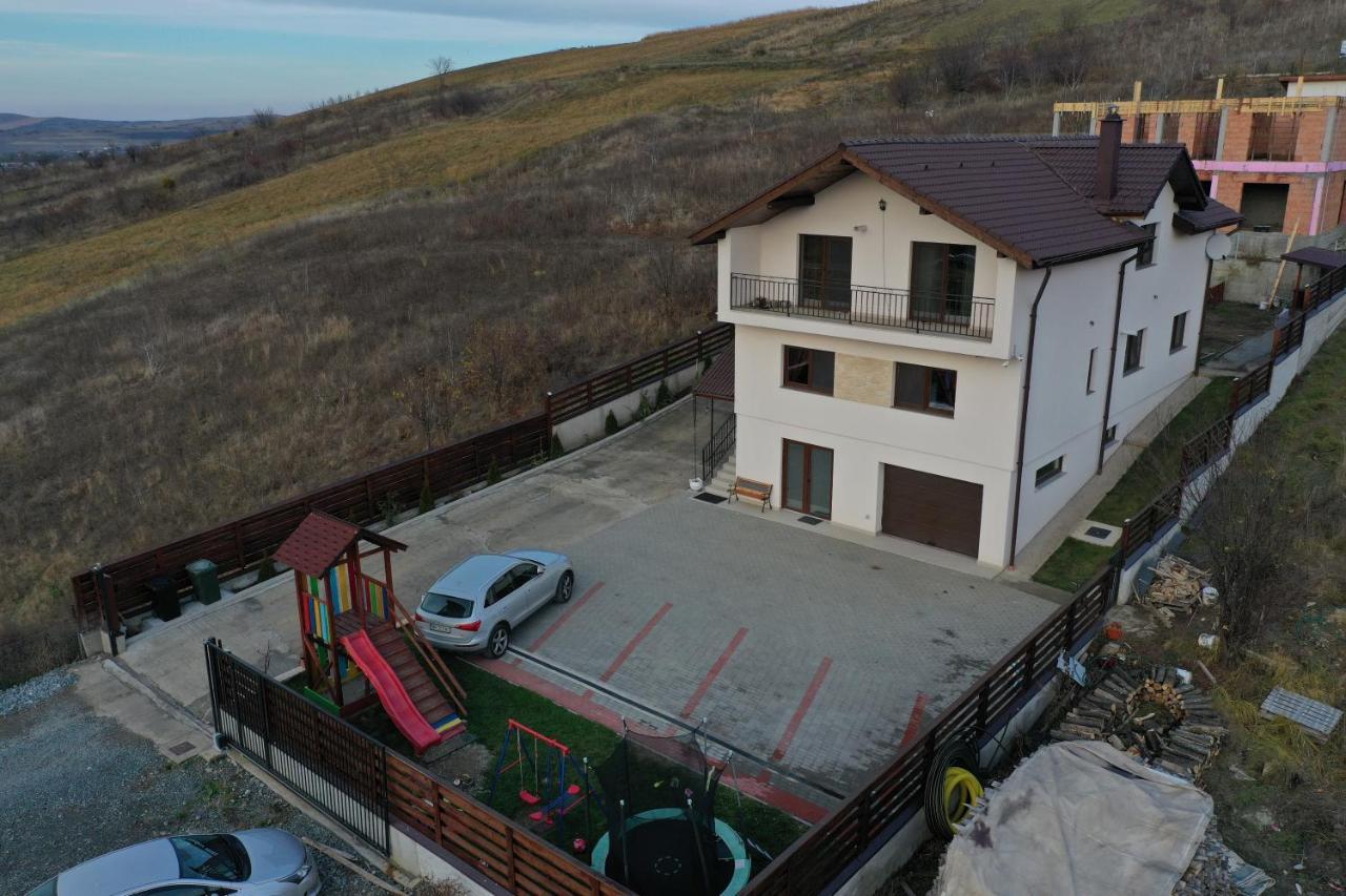 Pensiunea Giulia Home Dezmir Exterior photo