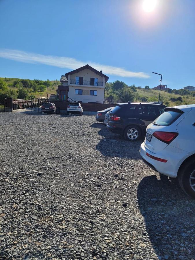 Pensiunea Giulia Home Dezmir Exterior photo
